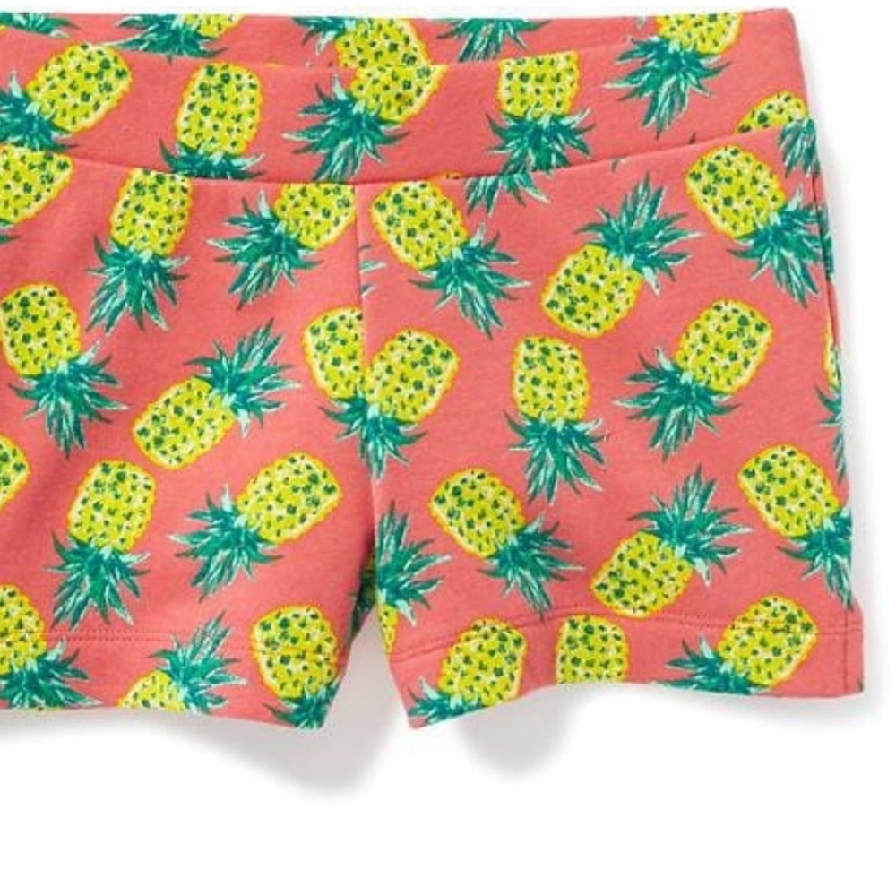 ⭐ comfy orange pineapple shorts
